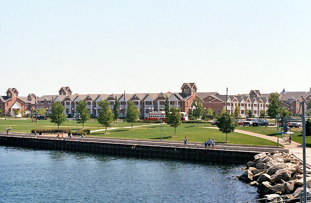 Kenosha harbor