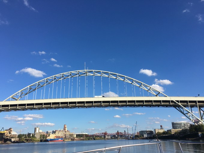 cruise-fremont-bridge
