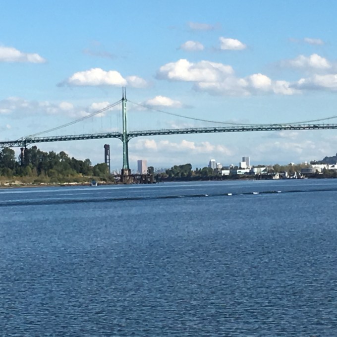 cruise-st-johns-bridge-and-the-city-beyond-1
